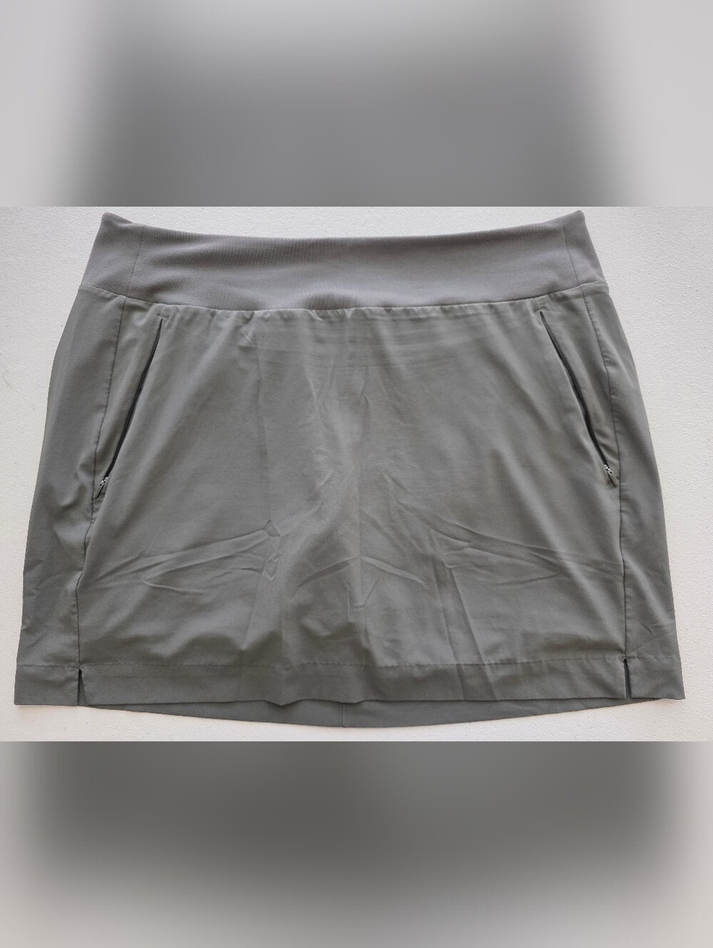 Athleta Grey Soho Skort Gorpcore Utility Hiking Comfy Athleisure Skirt